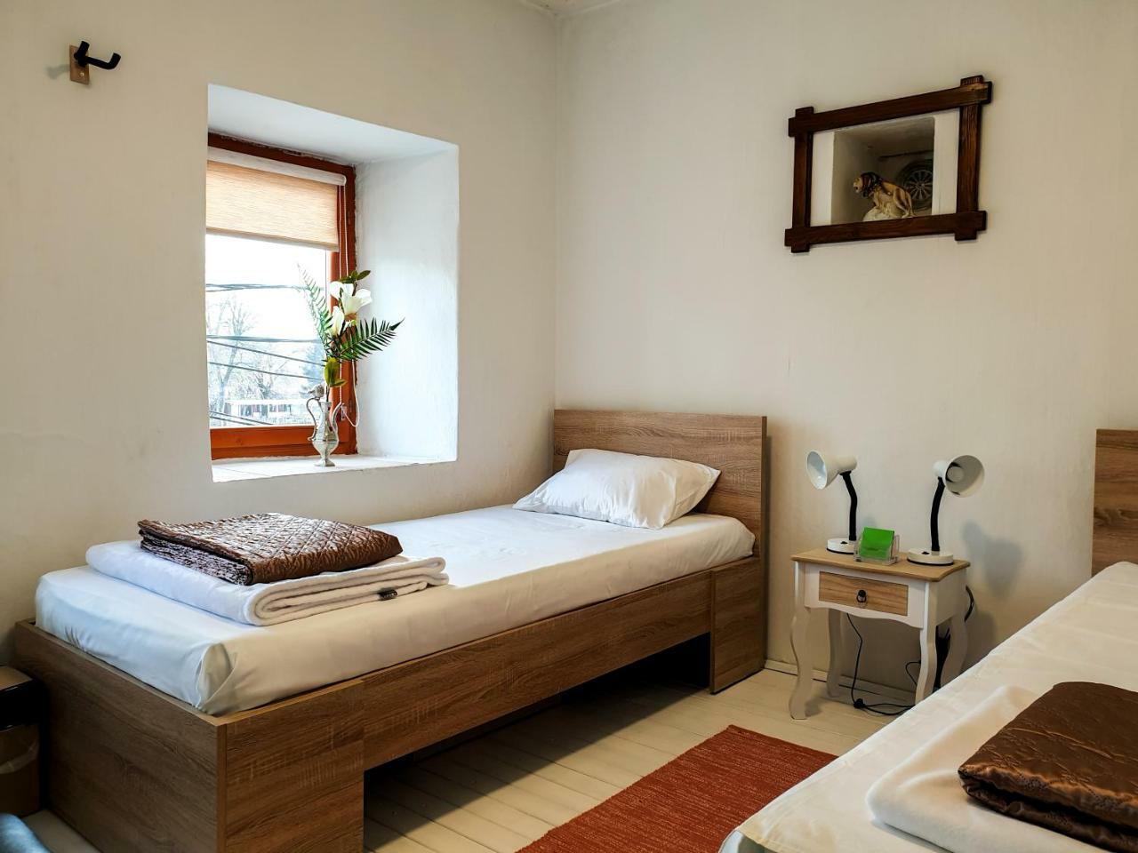 Kulla Dula Guesthouse Gjakova Extérieur photo