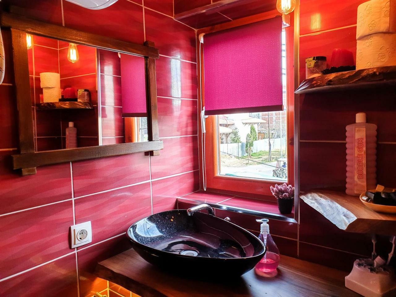 Kulla Dula Guesthouse Gjakova Extérieur photo