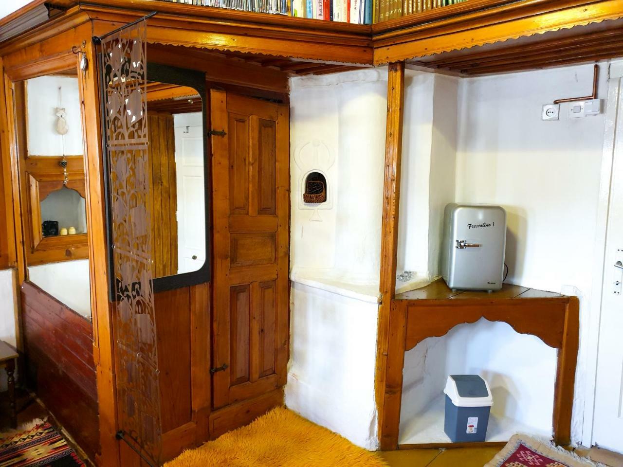 Kulla Dula Guesthouse Gjakova Extérieur photo