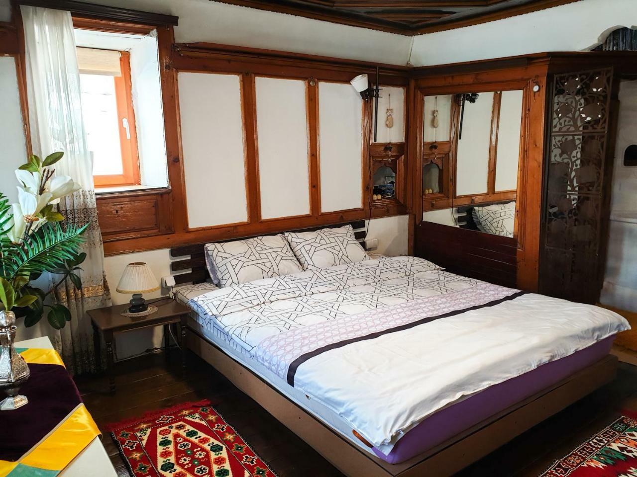 Kulla Dula Guesthouse Gjakova Extérieur photo